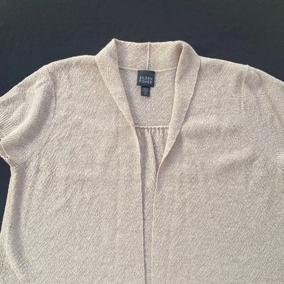 Toos - Picture 6 of 8